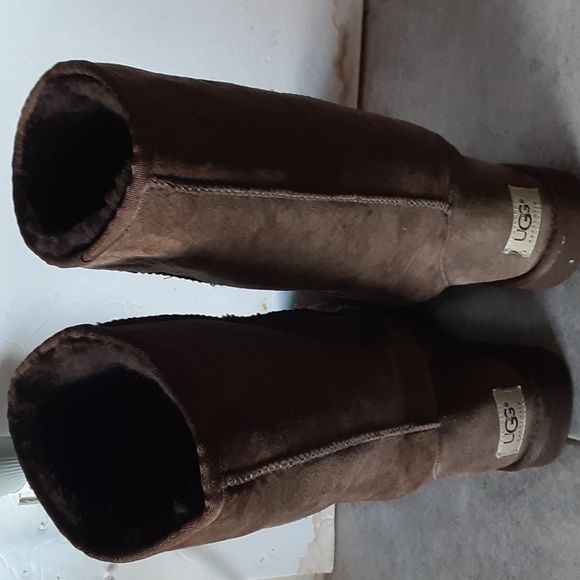 UGG  boots  size  6 women - Picture 3 of 5